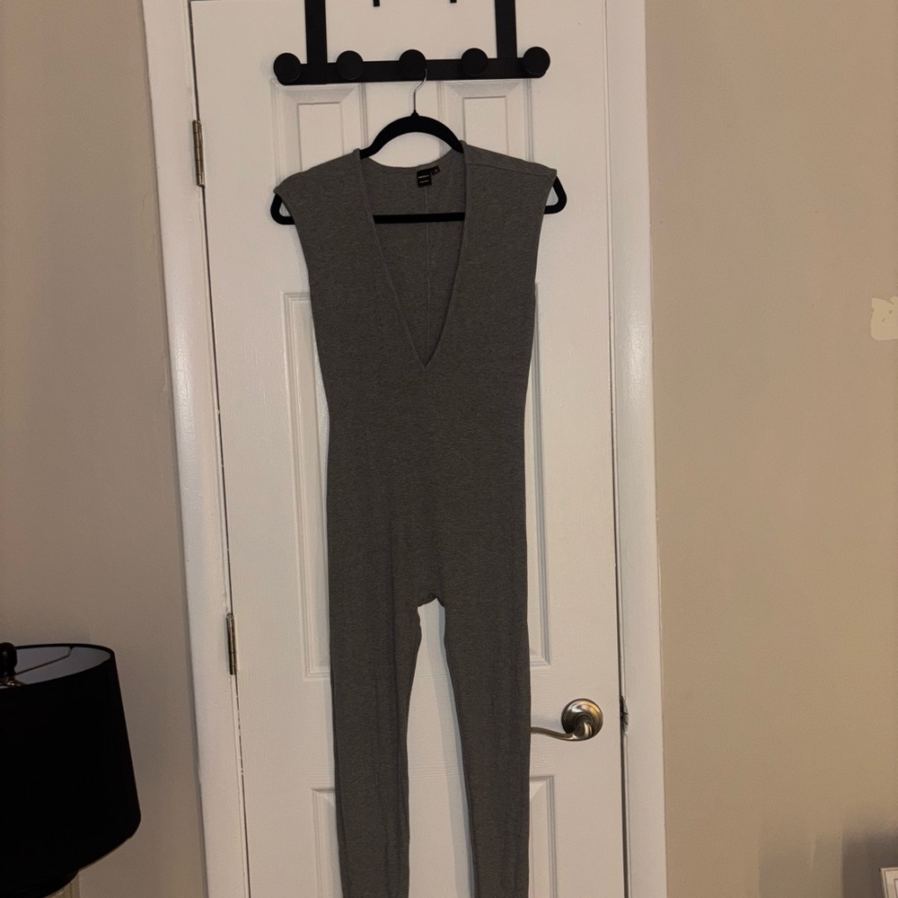 Gray Sleeveless Jumpsuit